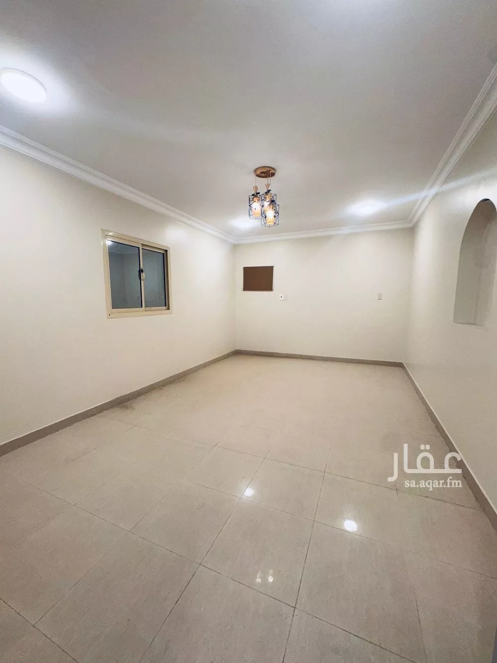3 bedroom apartment in Al Rawdah 6