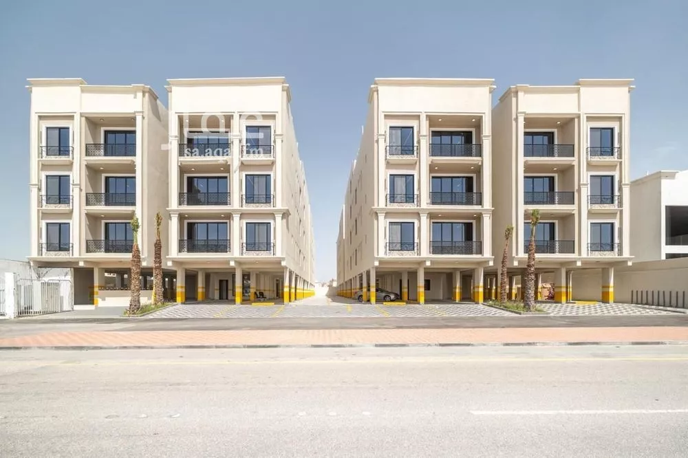 4 bedroom floor in Al Rawdah 18