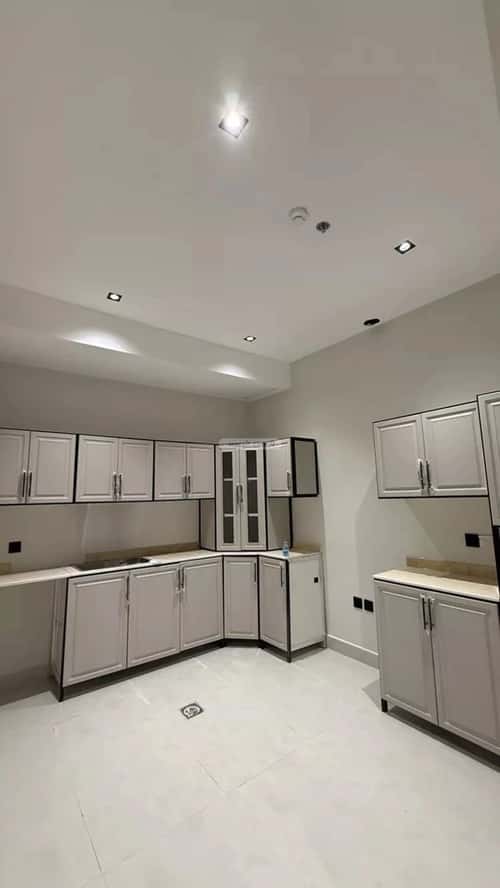 4 bedroom apartment in Al Qadisiyah, Riyadh 11