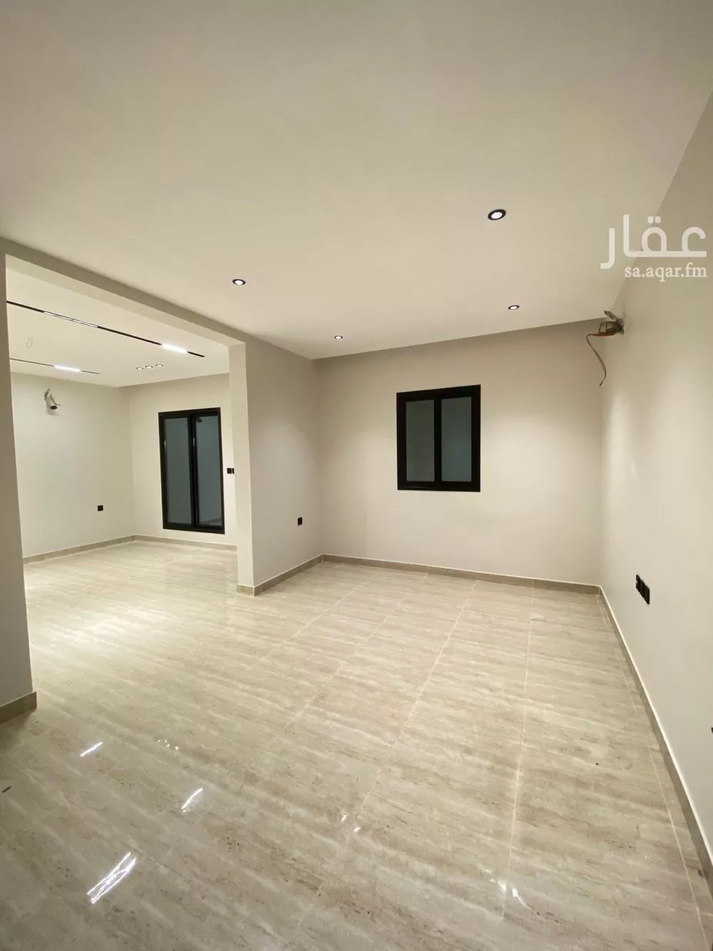 شقة 6 غرف في الندى 6