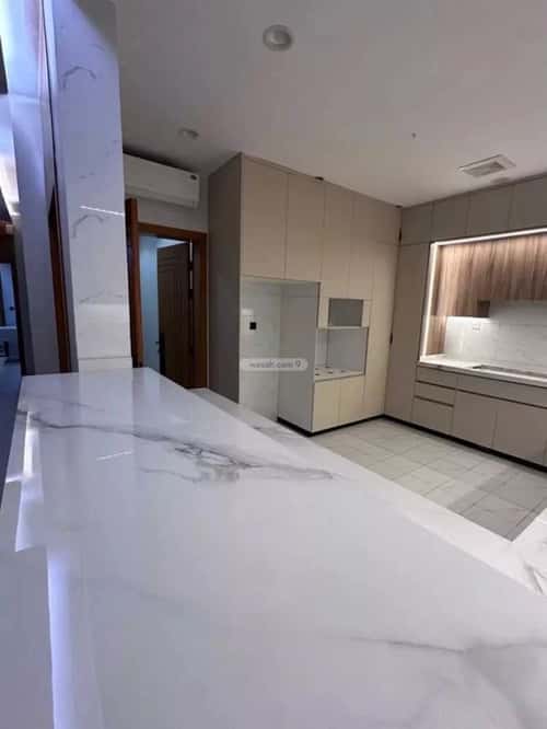 4 bedroom apartment in Al Nuzhah, Jeddah 6