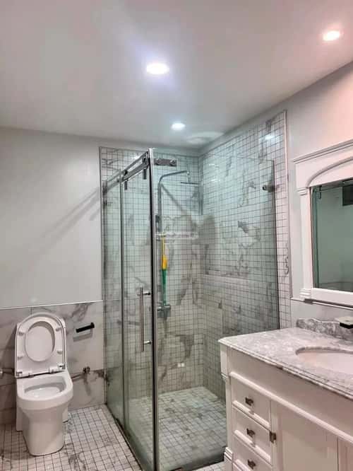 4 bedroom apartment in Ash Shulah, Eastern Province 7