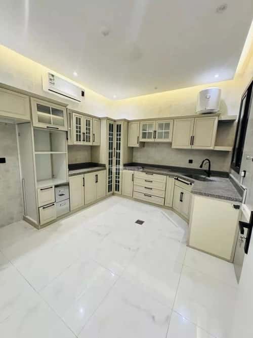 4 bedroom apartment in Al Yarmouk, Riyadh 9