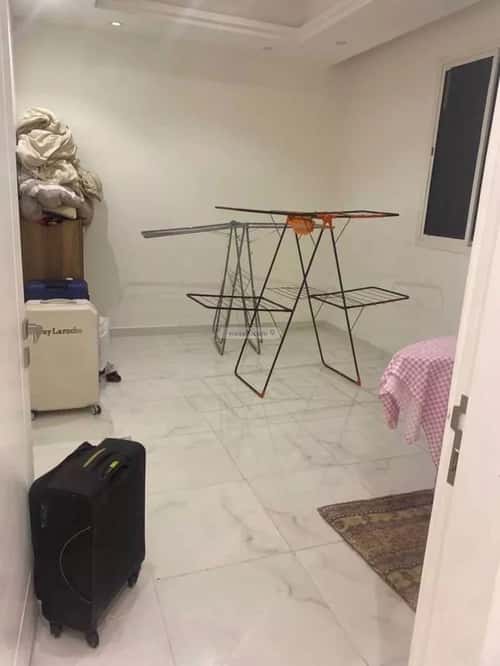 4 bedroom apartment in Tuwaiq, Riyadh 13