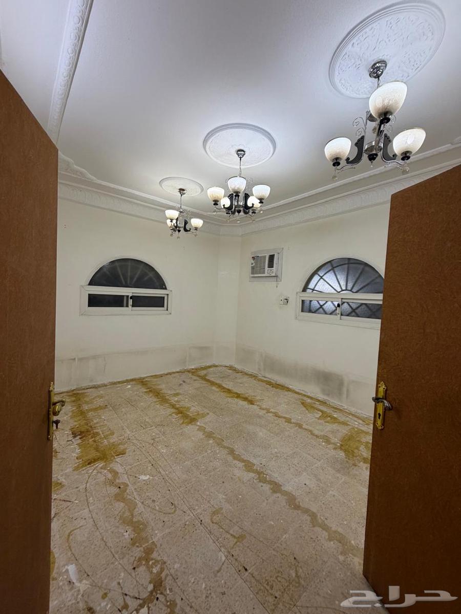 3 bedroom villa in Al Yarmouk, Riyadh 6