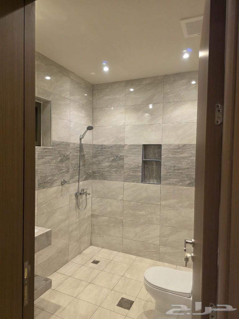 3 bedroom apartment in Al Yaqout, Jeddah 5