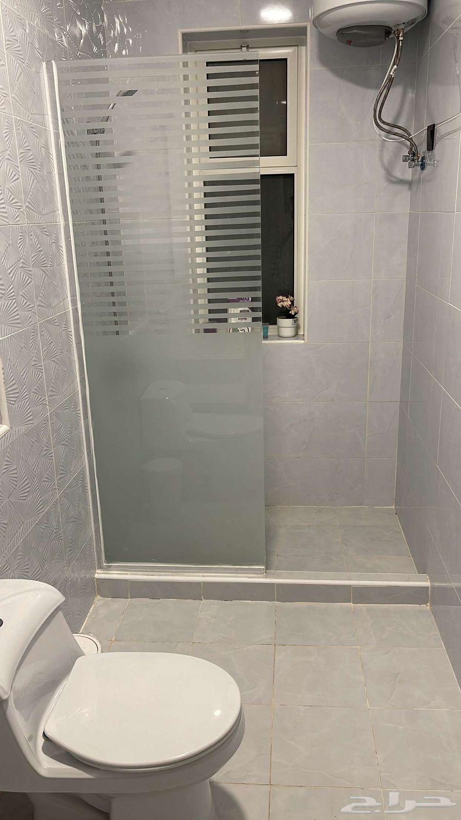 2 bedroom apartment in Al Hamra, Eastern Province 14