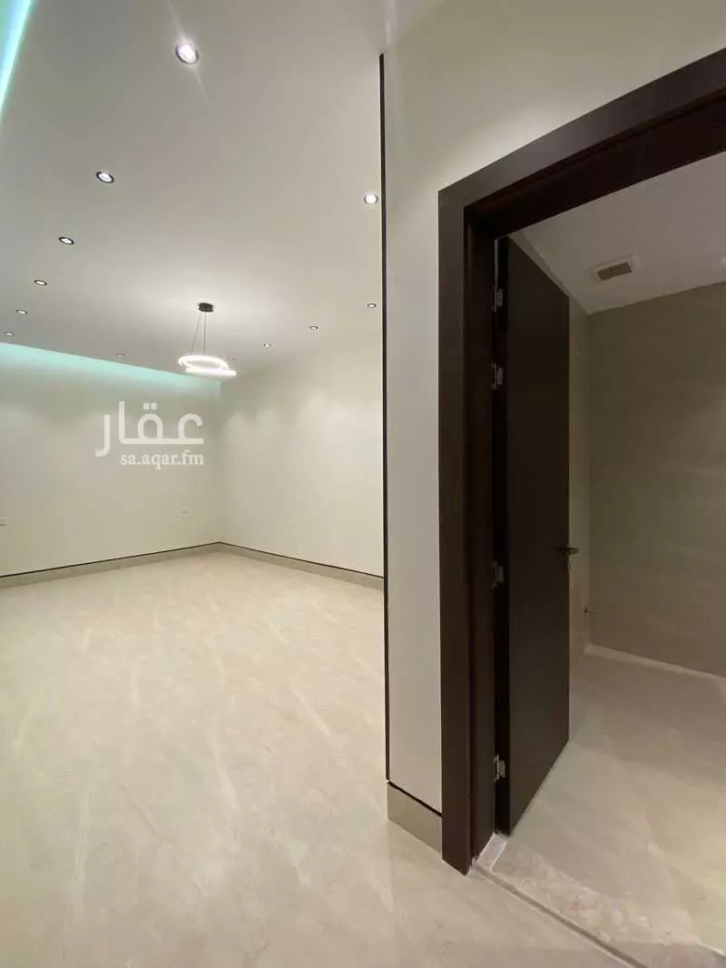 5 bedroom apartment in Al Difa 8