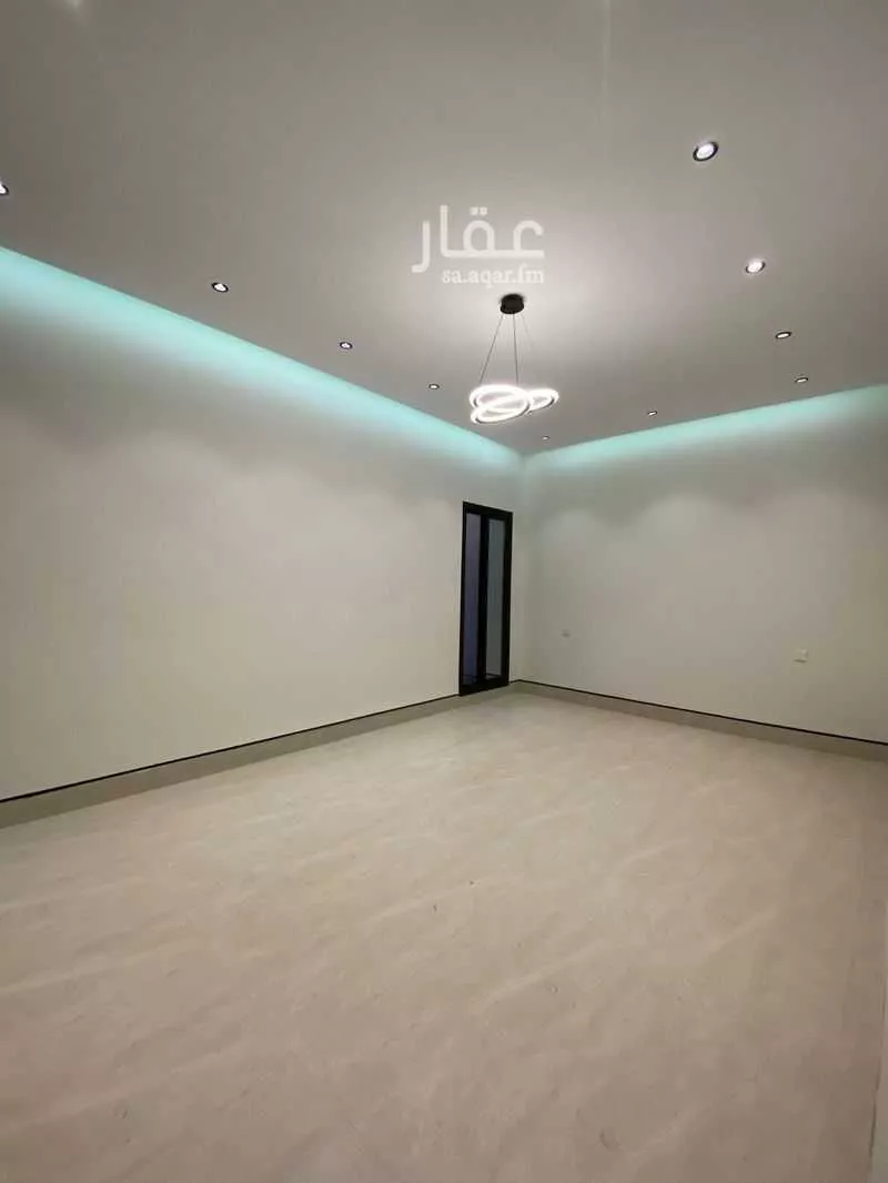 5 bedroom apartment in Al Difa 9