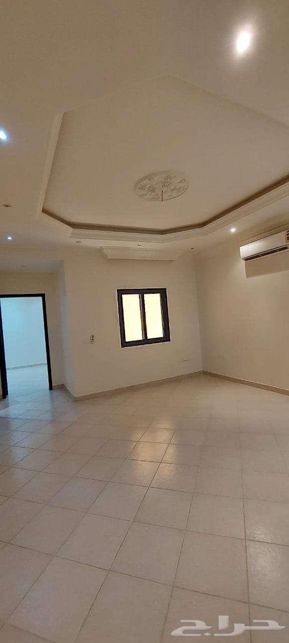 5 bedroom villa in At Tahliyah, Eastern Province 12