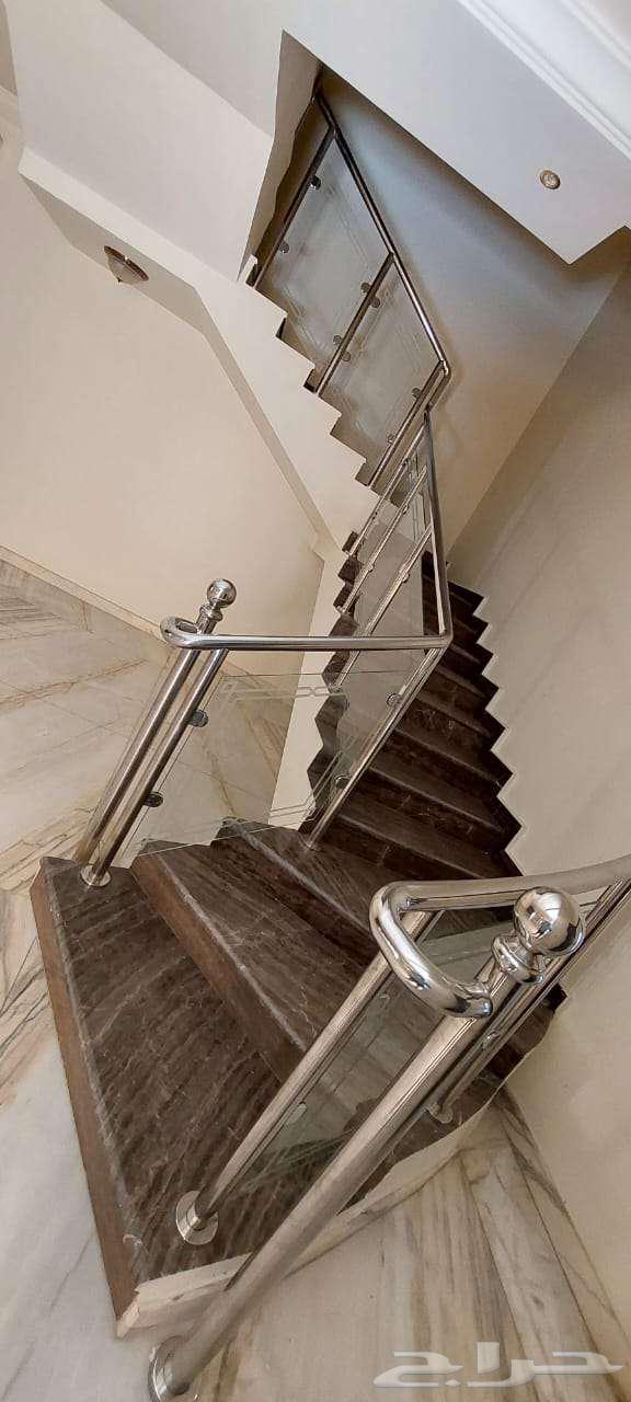 5 bedroom villa in At Tahliyah, Eastern Province 26