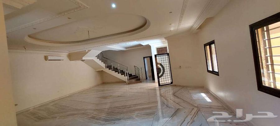 5 bedroom villa in At Tahliyah, Eastern Province 23