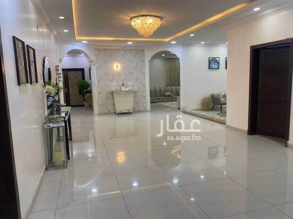 9 bedroom floor in Ash Shulah 2