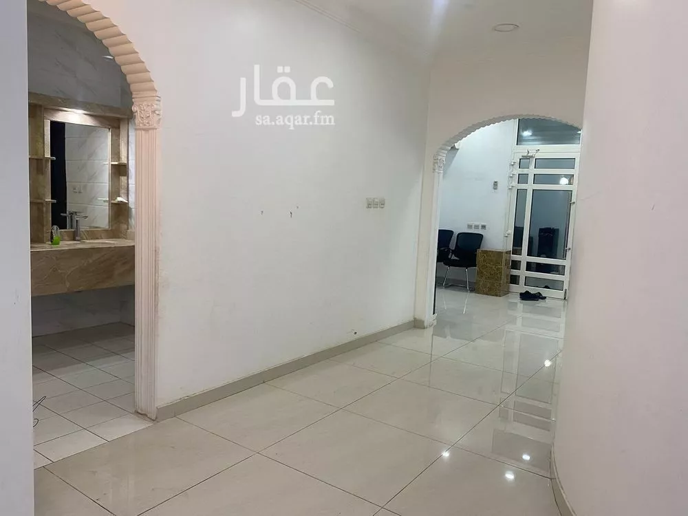 9 bedroom floor in Ash Shulah 9