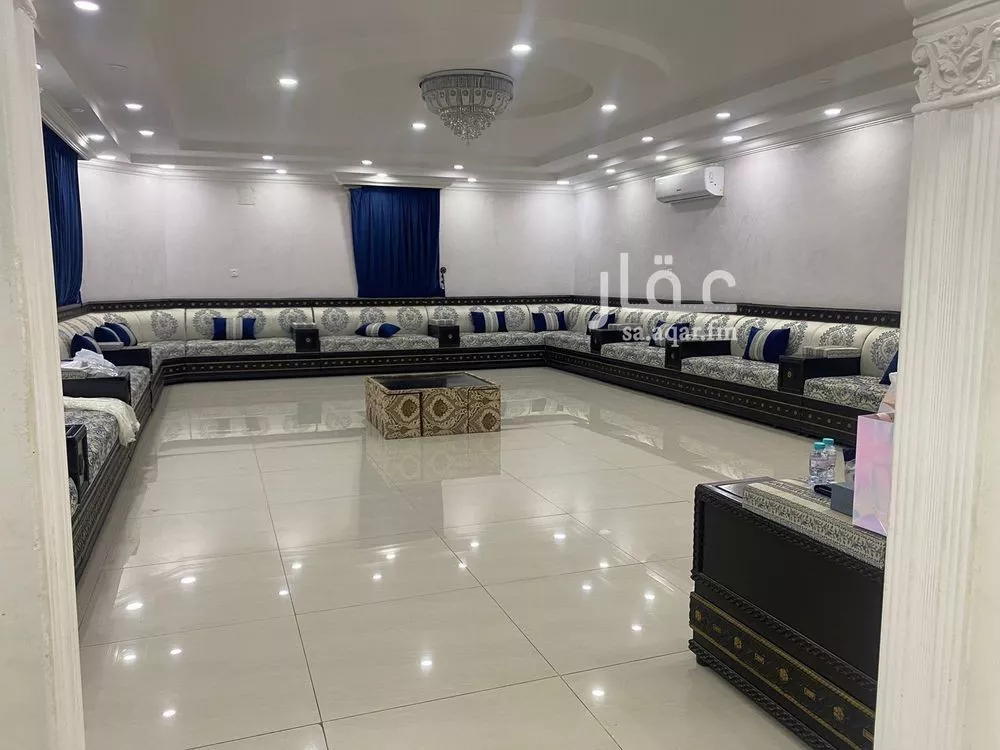 9 bedroom floor in Ash Shulah 10