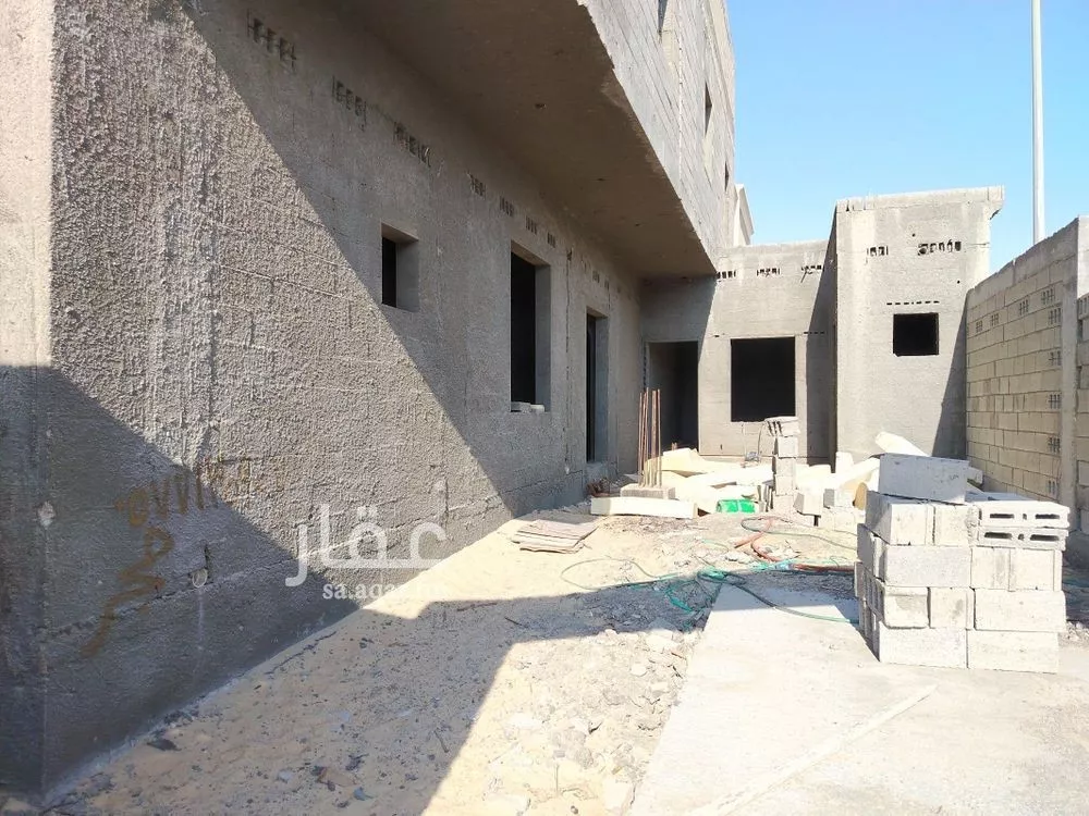 6 bedroom floor in Al Amanah 2