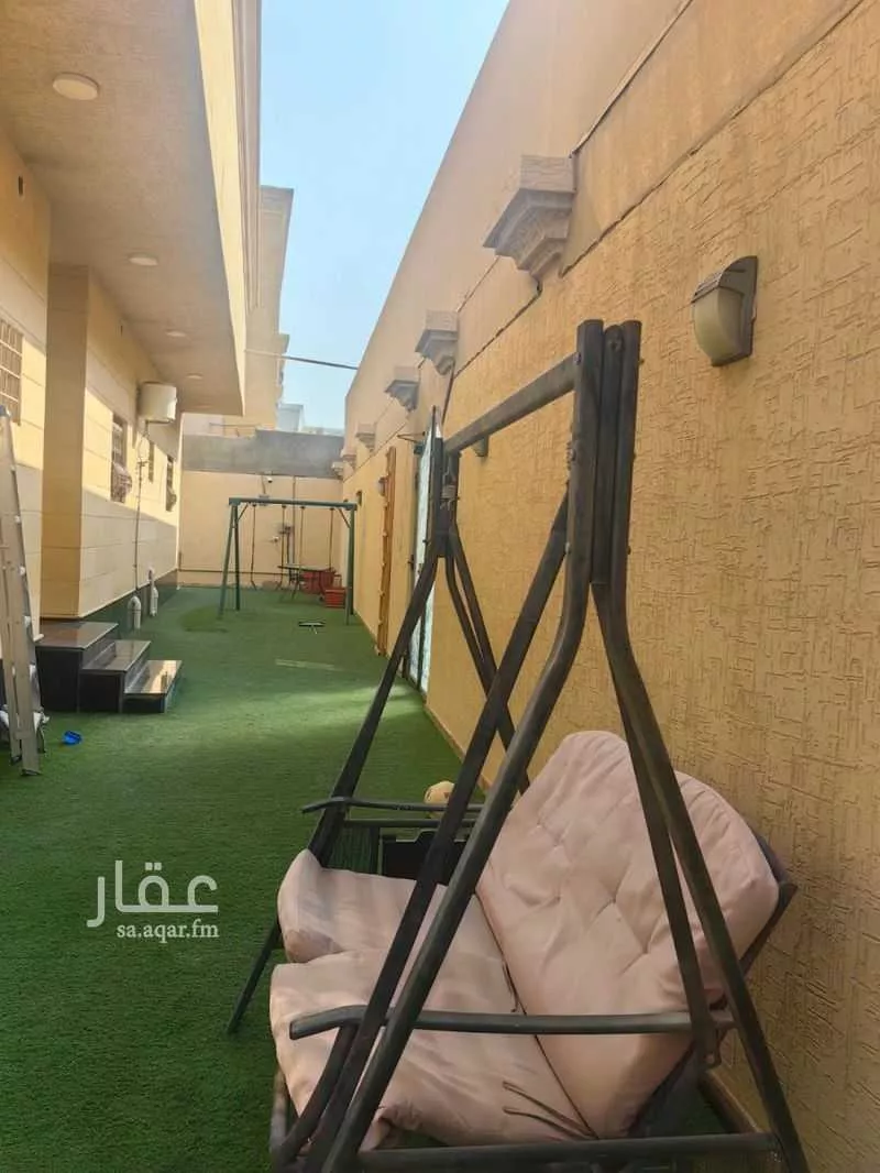 6 bedroom floor in Ash Shulah 8