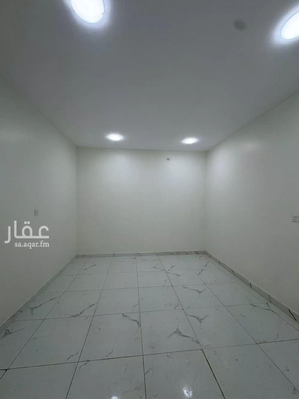 دور 5 غرف في ضاحية الملك فهد 24