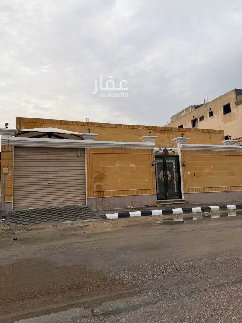 6 bedroom floor in Dahiat King Fahd 27