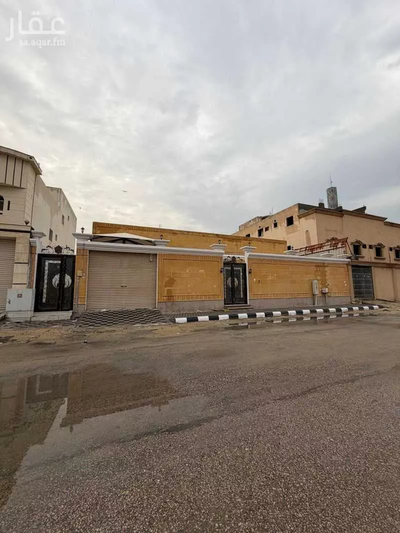 6 bedroom floor in Dahiat King Fahd 28