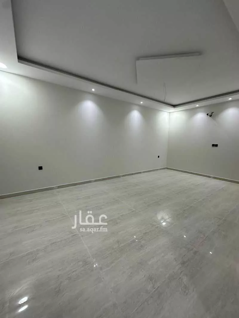 6 bedroom floor in Dahiat King Fahd 21