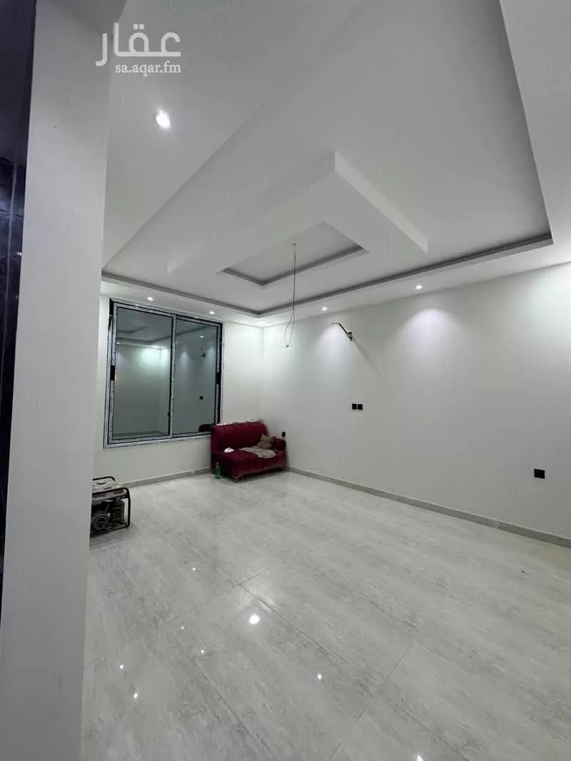 6 bedroom floor in Dahiat King Fahd 4
