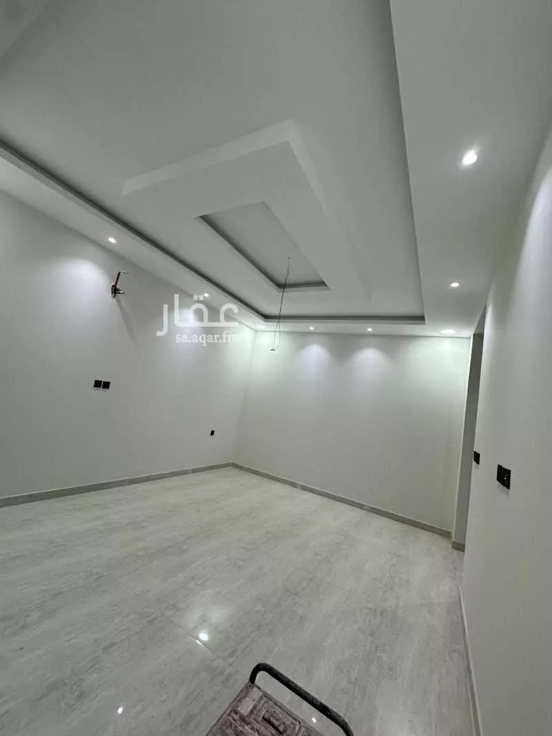 6 bedroom floor in Dahiat King Fahd 7