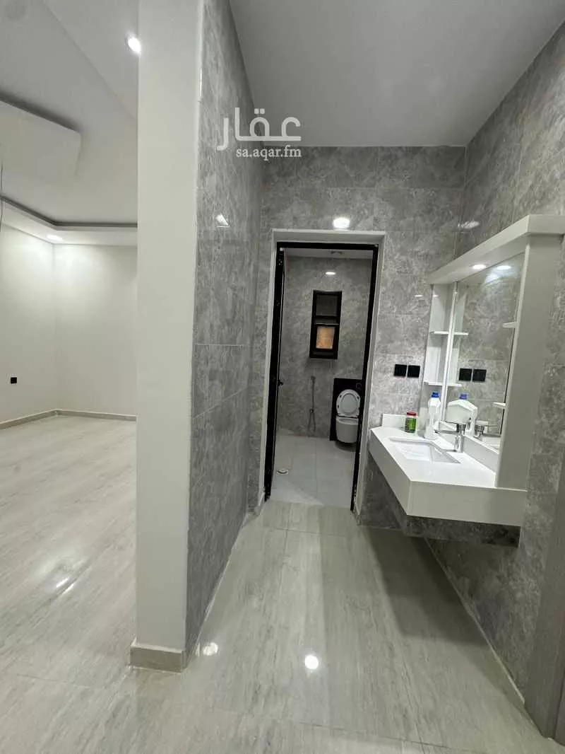 6 bedroom floor in Dahiat King Fahd 8