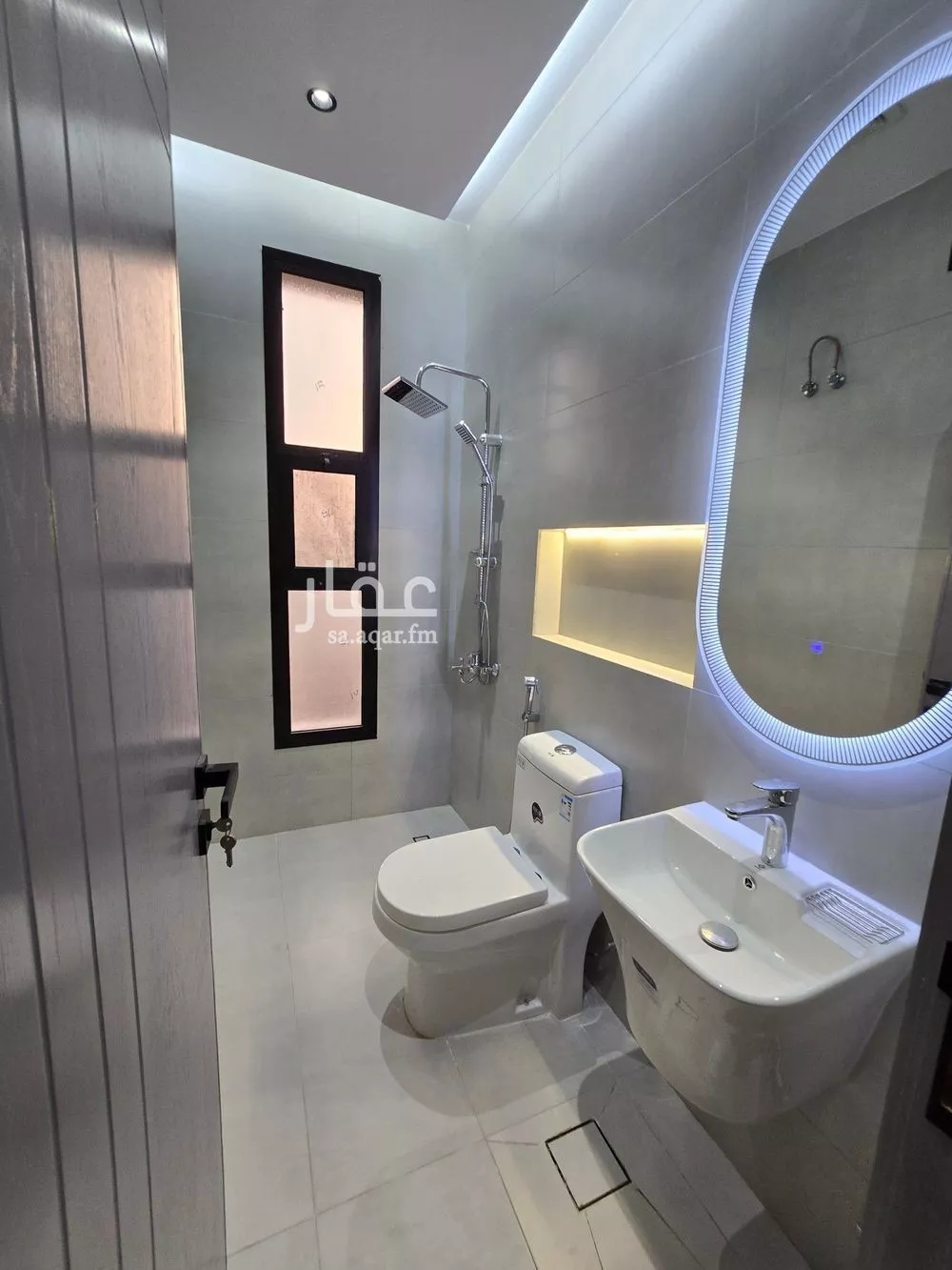 شقة 5 غرف في النزهة 15