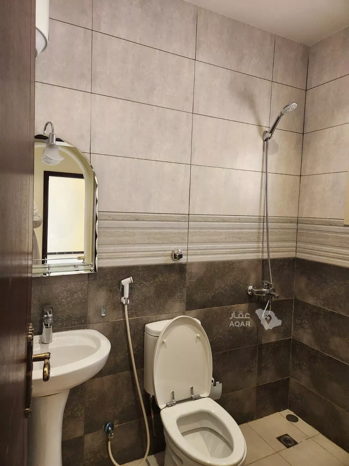 2 bedroom apartment in Al Bawadi, Jeddah 16