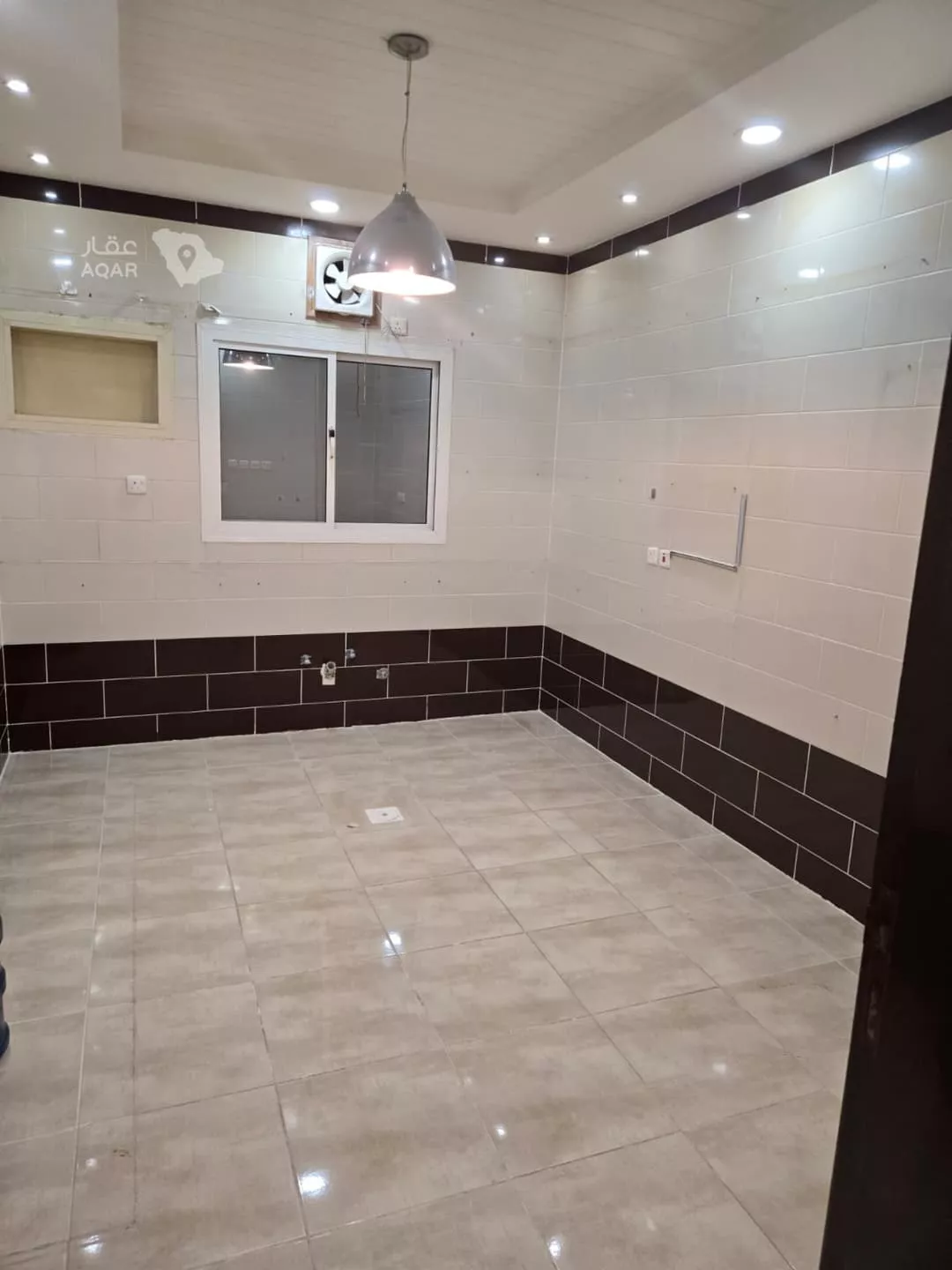 5 bedroom apartment in Ar Rayan, Jeddah 5