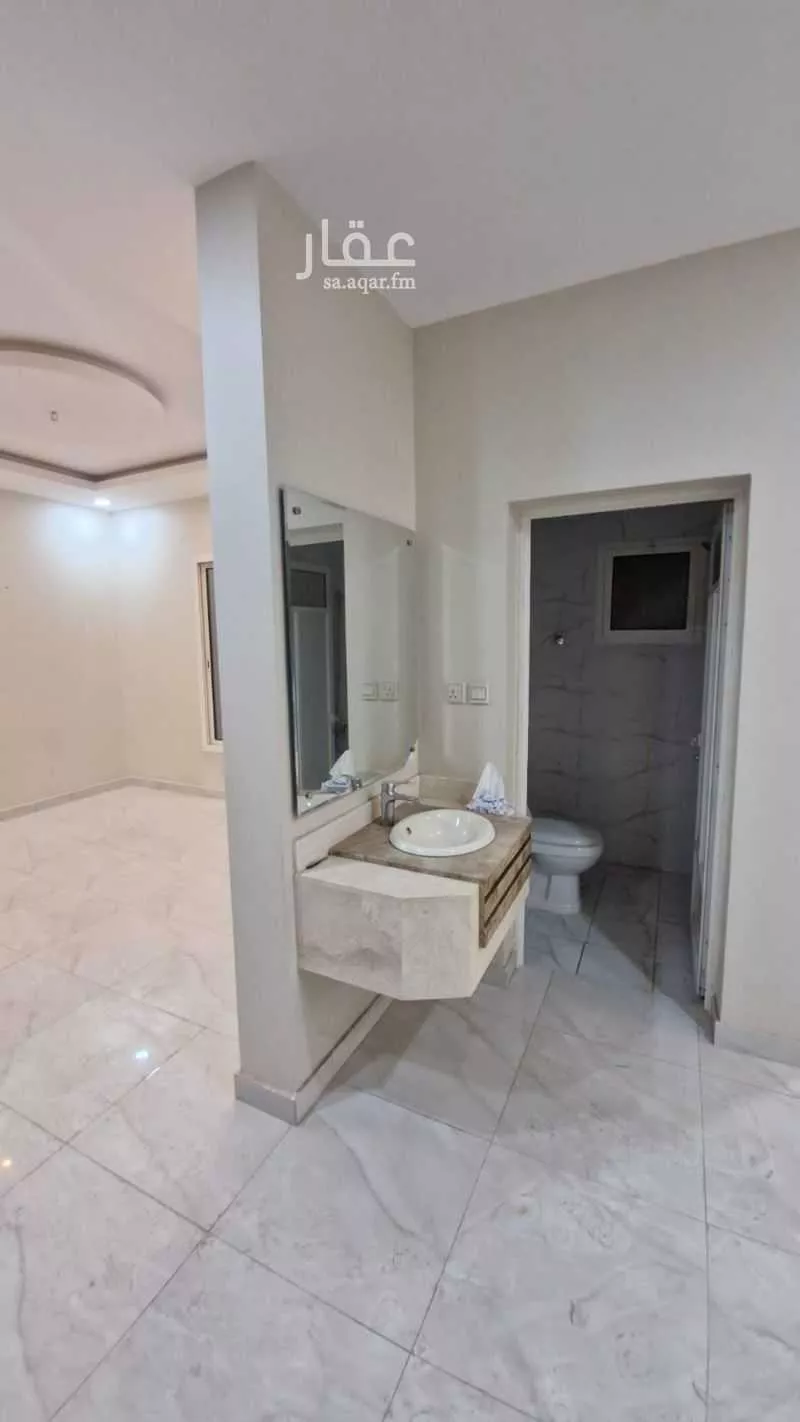 5 bedroom villa in Ash Shulah, Eastern Province 8