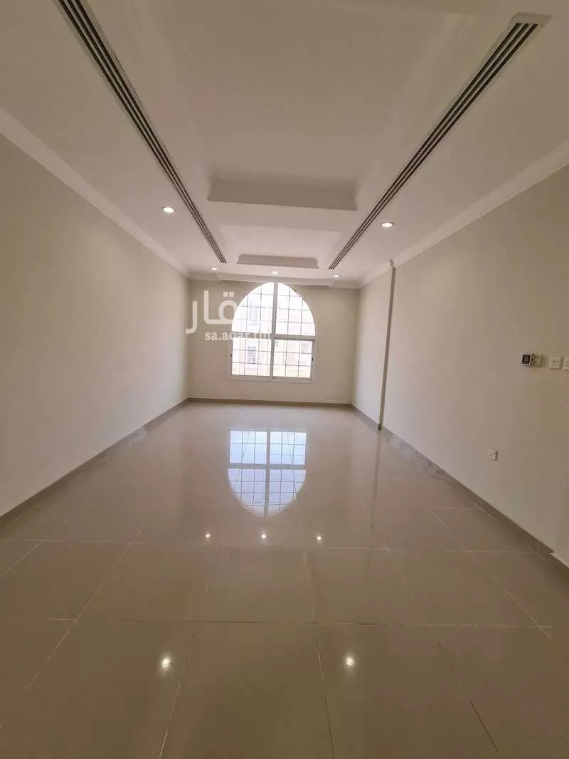 فيلا 6 غرف في السيف 22