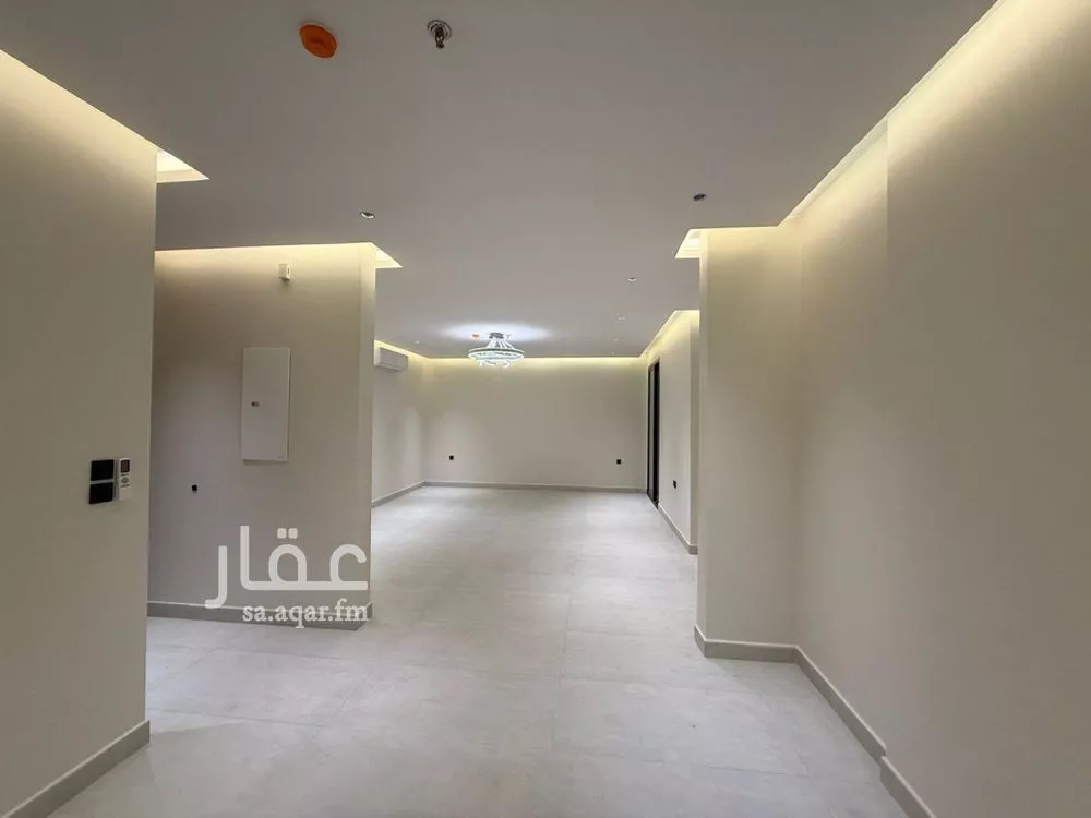 3 bedroom apartment in As Saif 5