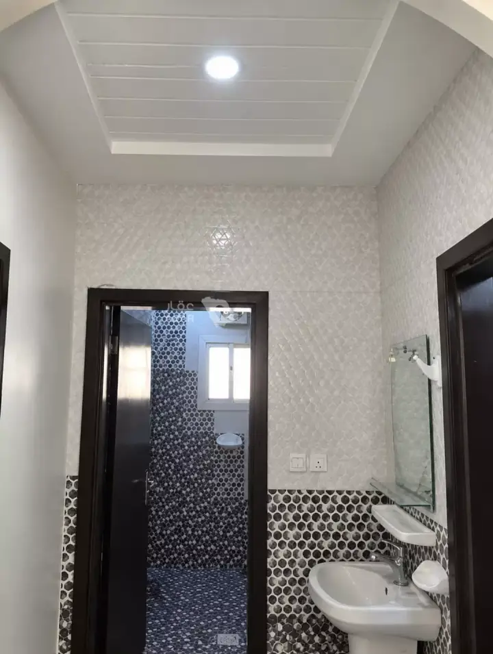 3 bedroom apartment in Abruq Ar Rughamah, Jeddah 8