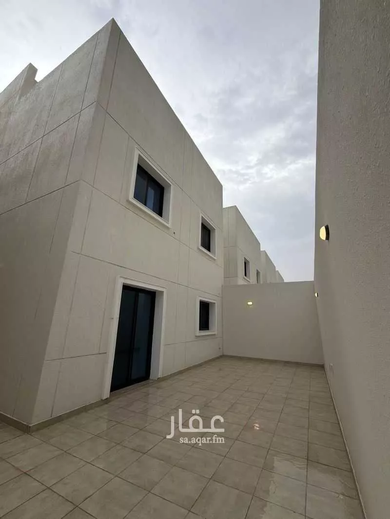 7 bedroom villa in Ash Sharq 4