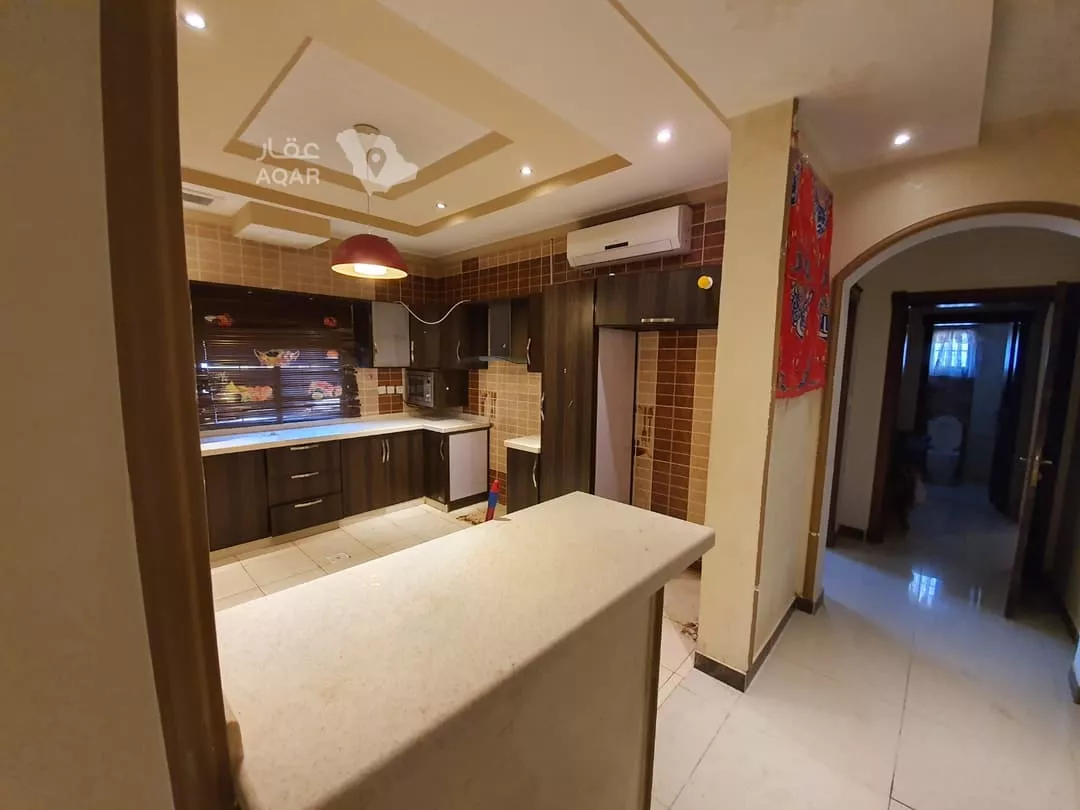 4 bedroom apartment in Al Rawdah, Jeddah 7