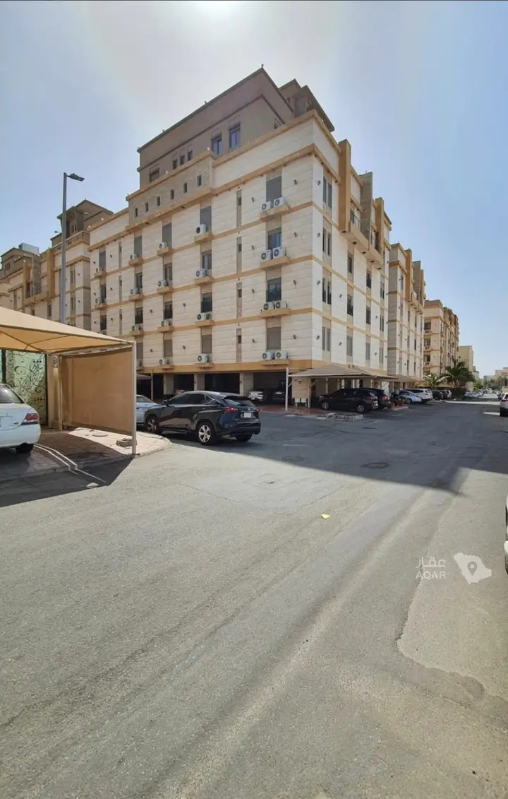 4 bedroom apartment in Al Rawdah, Jeddah