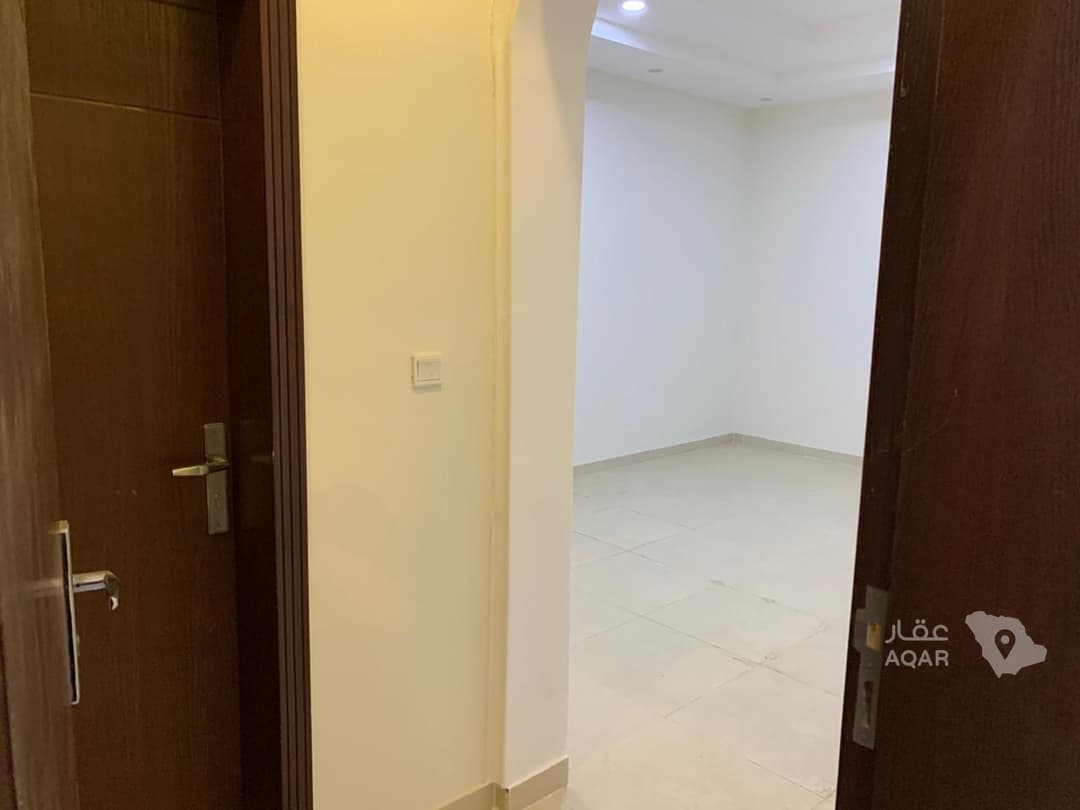 4 bedroom apartment in Taibah, Jeddah 9