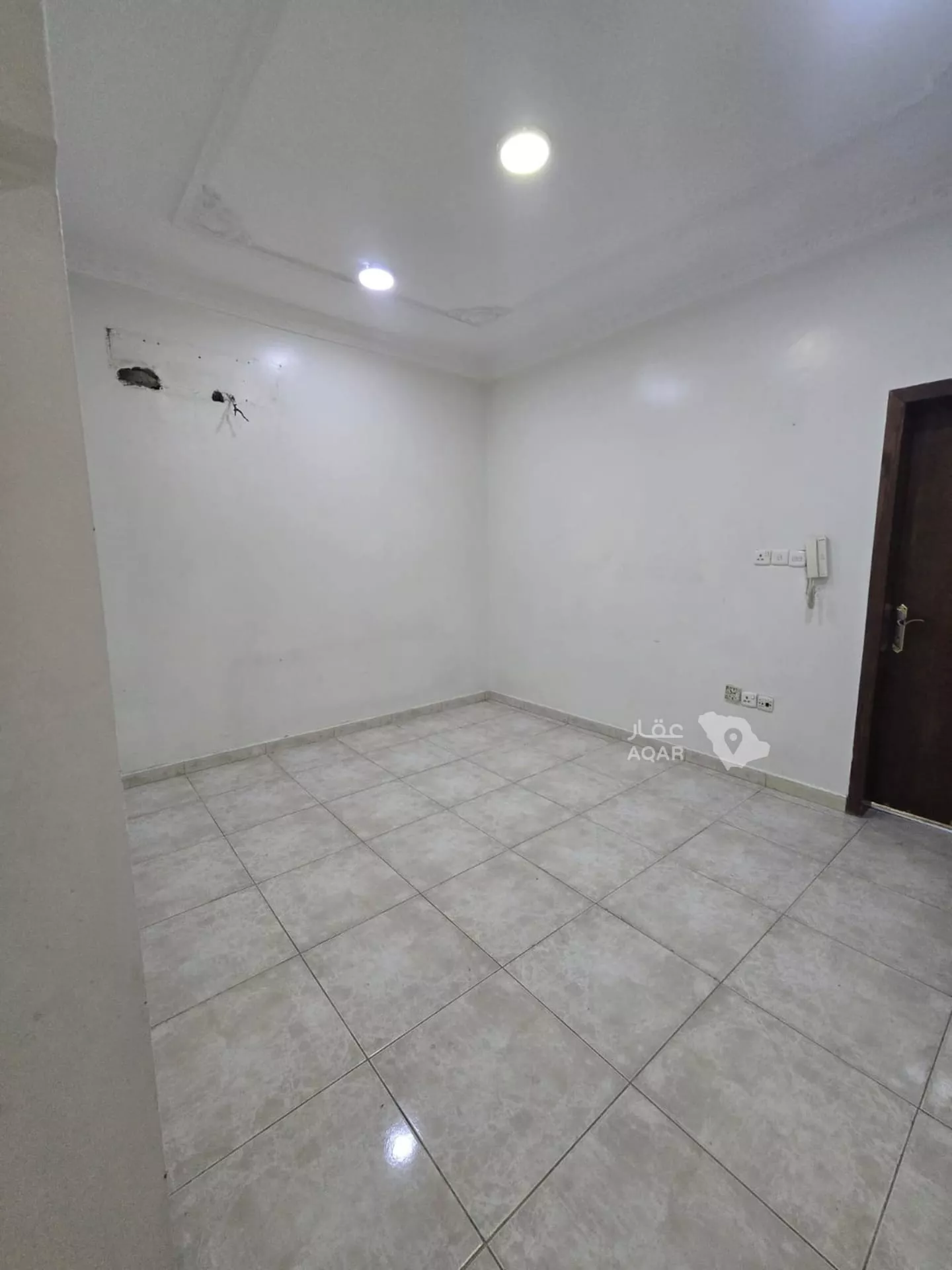 5 bedroom apartment in Taibah, Eastern Province 14
