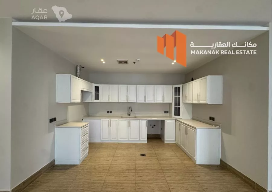 شقة 4 غرف في الحمرا، الخبر 8