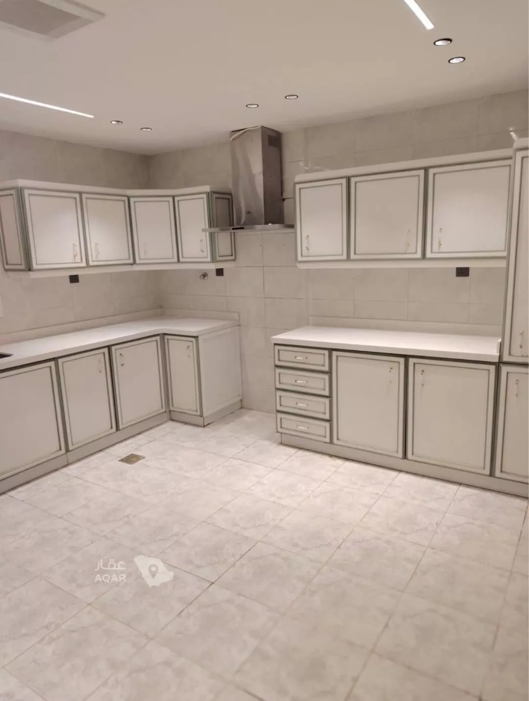 4 bedroom villa in Al Sulaimaniyyah, Riyadh 2
