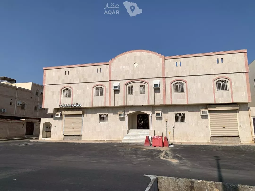 25 bedroom building in Al Mab'outh, Madinah