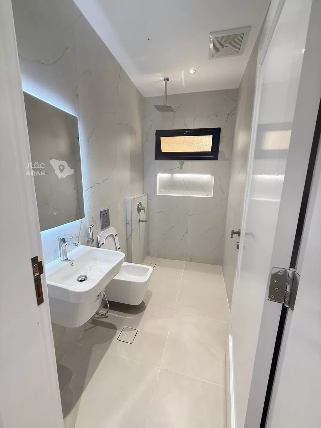 3 bedroom apartment in Shawran, Madinah 3