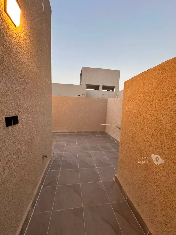 5 bedroom apartment in Dirab, Riyadh 25