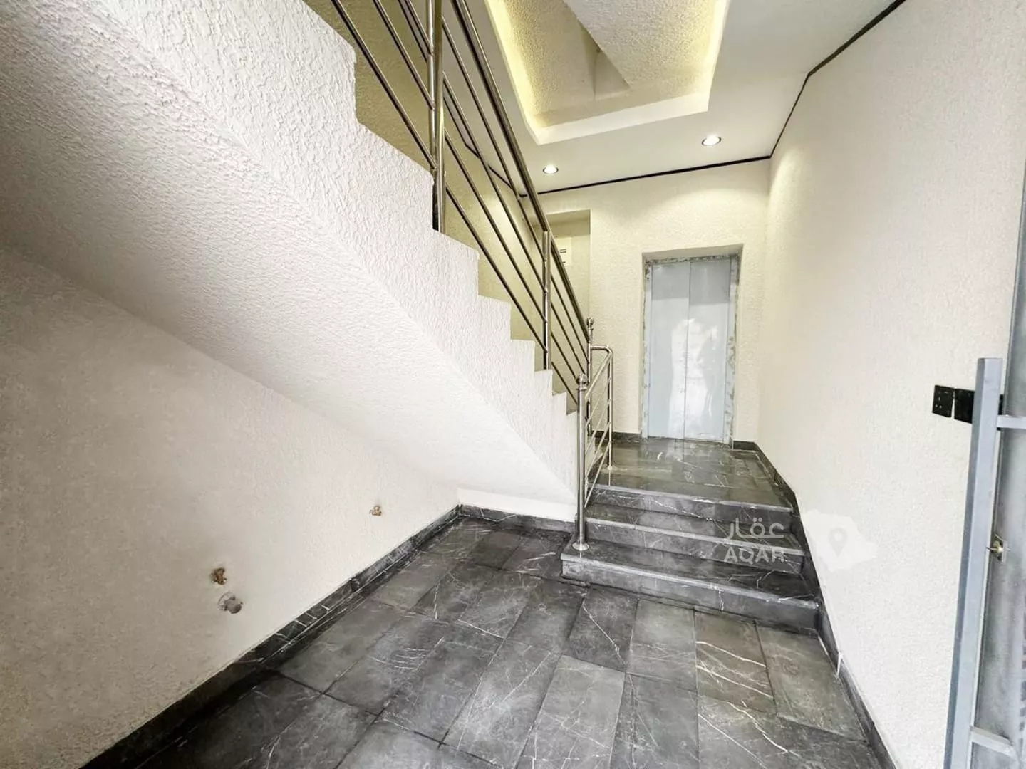 3 bedroom apartment in Tuwaiq, Riyadh 3