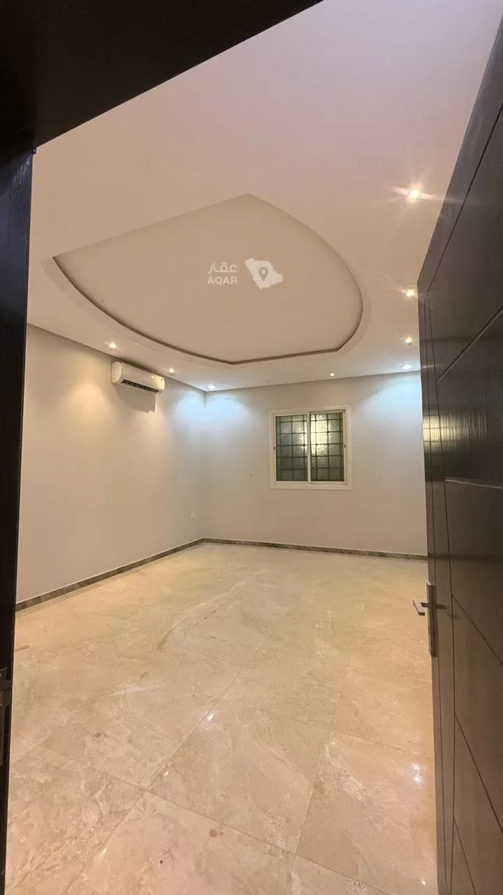 5 bedroom villa in Al Aridh, Riyadh 7