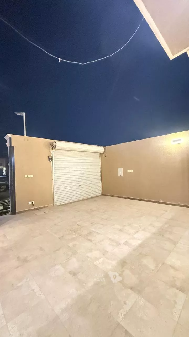 5 bedroom villa in Al Aridh, Riyadh 5
