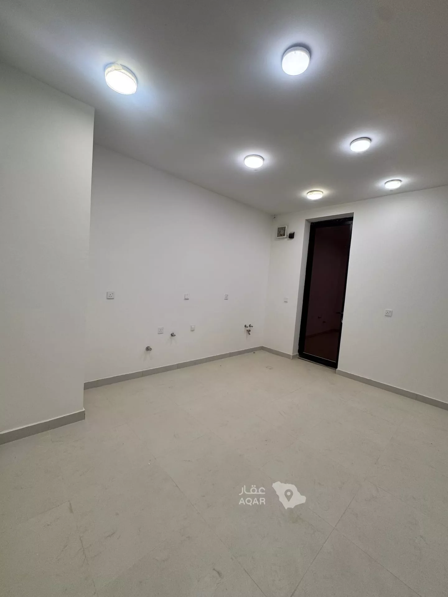 6 bedroom villa in Al Aridh, Riyadh 15