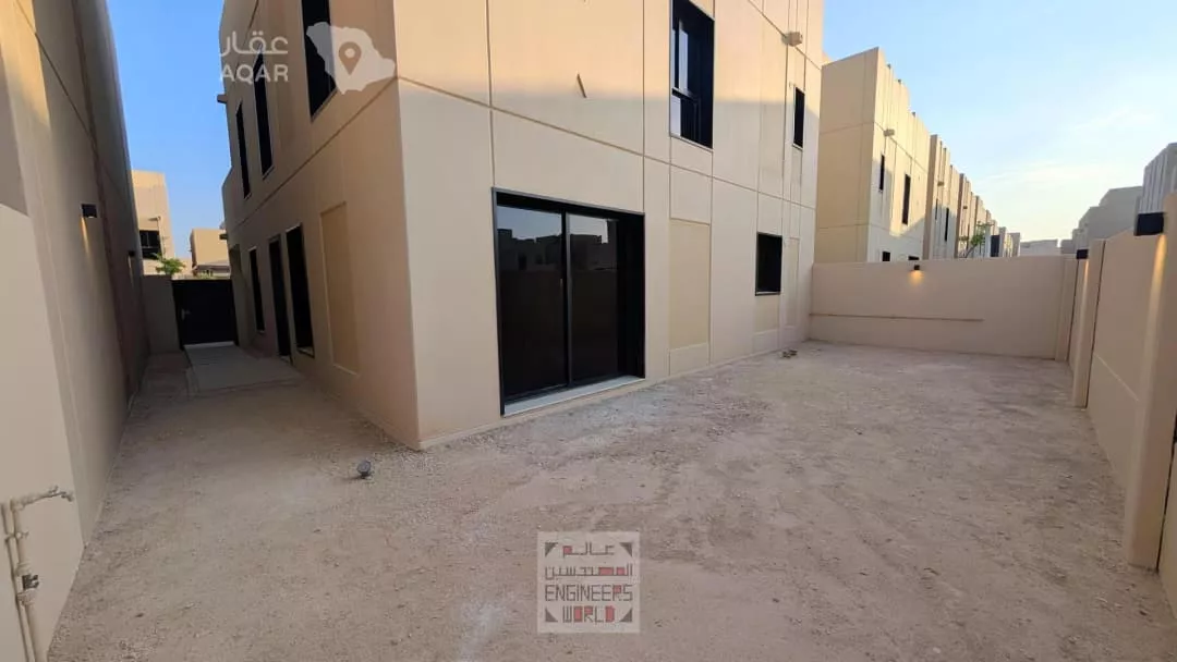 5 bedroom villa in Al Munsiyah, Riyadh 15
